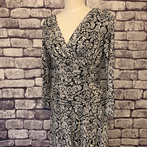 Harold's Dresses & Skirts - Harolds Black & White Faux Wrap Dress Size M